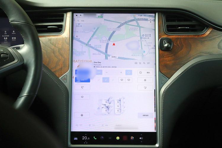 Used Tesla Model S 2019 Long-Range Version Interior 14
