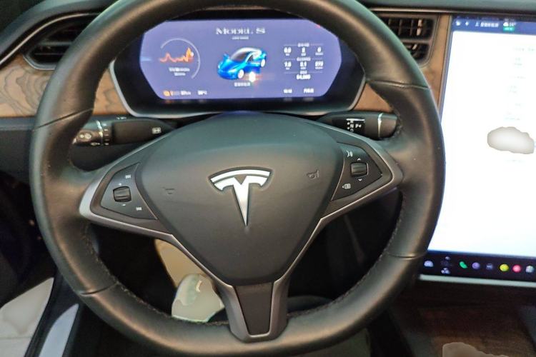 Used Tesla Model S 2019 Long-Range Version Steering Wheel