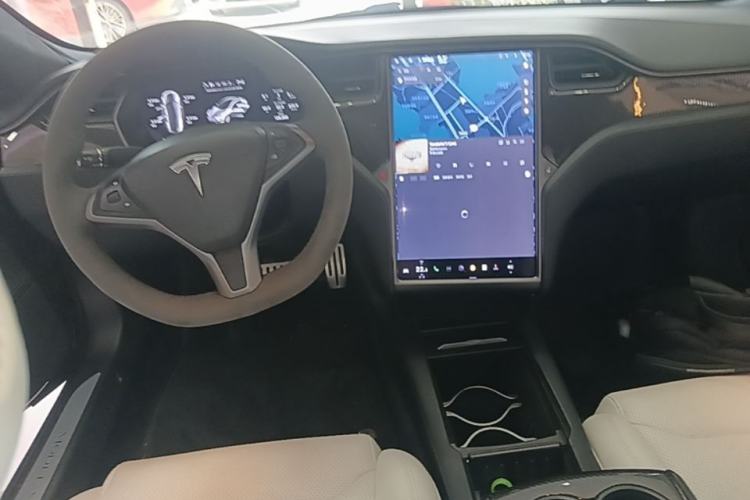 Used Tesla Model S 2019 Performance High-Performance Edition Center Console
