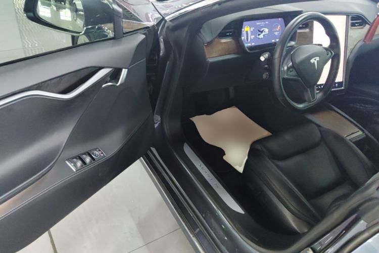 Used Tesla Model S 2019 Long-Range Version Driver Seat