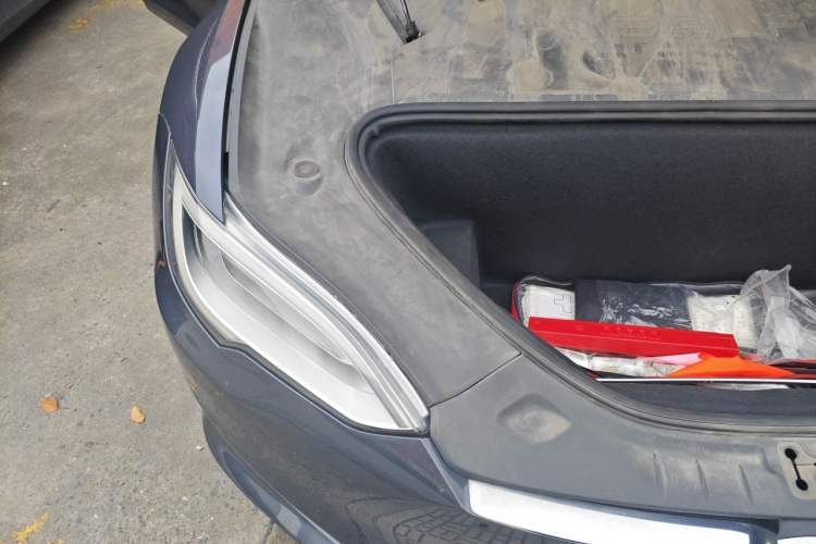 Used Tesla Model S 2019 Performance High-Performance Edition Engine Bay Right