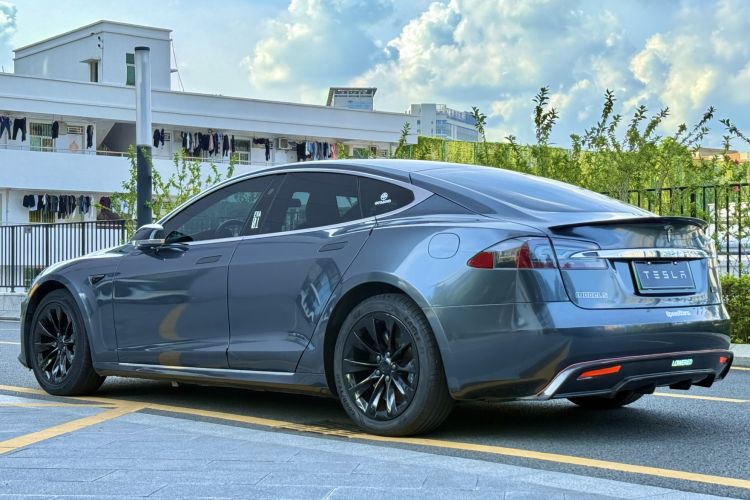 Used Tesla Model S 2019 Long-Range Version Exterior 5