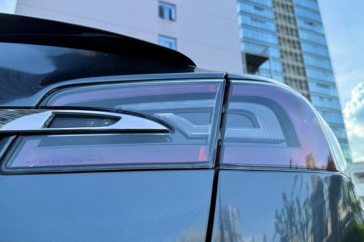 Used Tesla Model S 2019 Long-Range Version Exterior 6