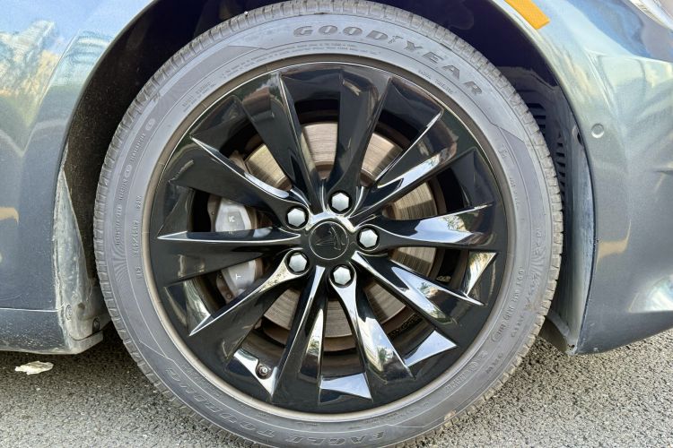 Used Tesla Model S 2019 Long-Range Version Exterior 8