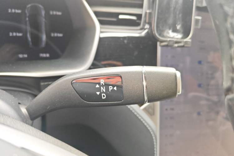Used Tesla Model S 2019 Performance High-Performance Edition Gear Lever