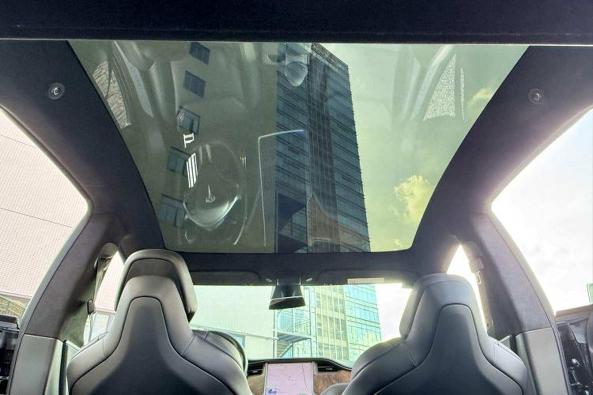 Used Tesla Model S 2019 Long-Range Version Headliner