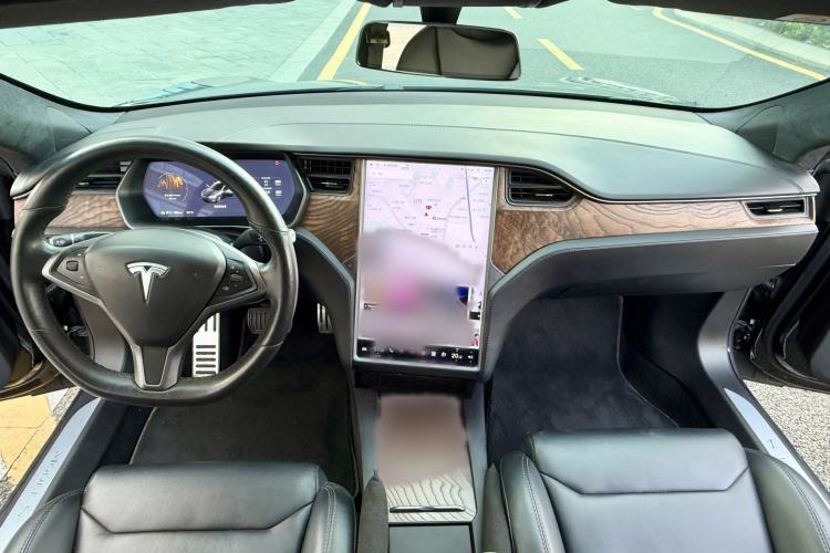 Used Tesla Model S 2019 Long-Range Version Interior 2