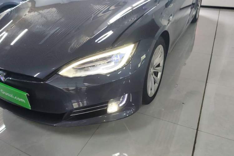 Used Tesla Model S 2019 Long-Range Version Left Front Headlight