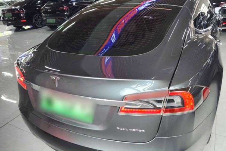 Used Tesla Model S 2019 Long-Range Version Rear