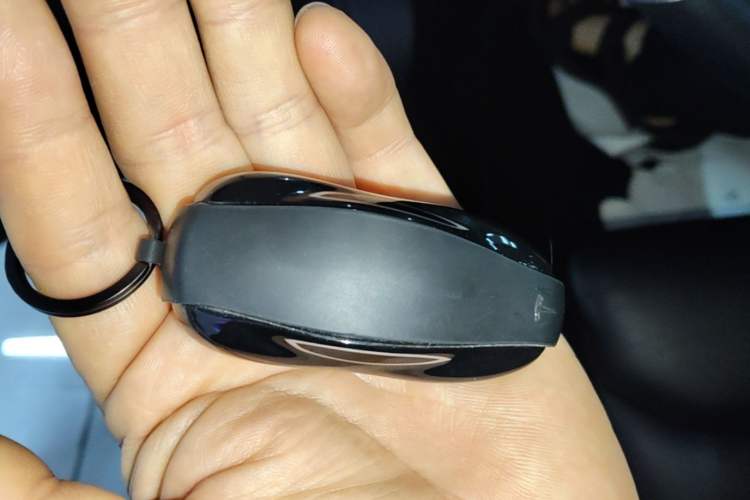 Used Tesla Model S 2019 Long-Range Version Vehicle Key