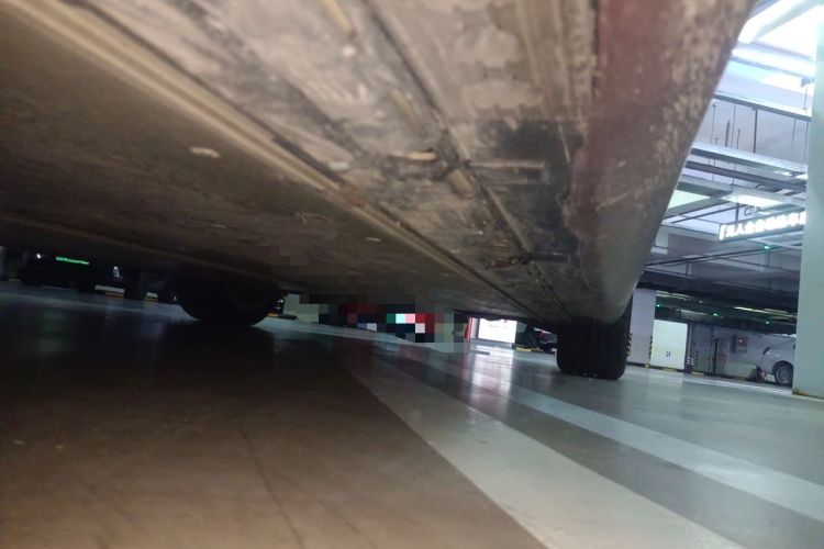 Used Tesla Model S 2019 Long-Range Version Chassis Front Left