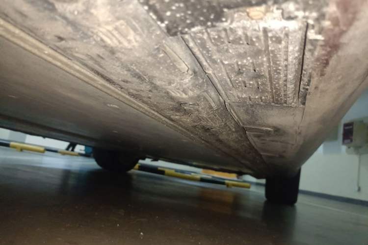 Used Tesla Model S 2019 Long-Range Version Chassis Rear Right