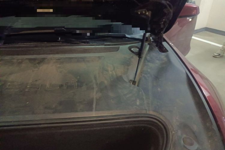 Used Tesla Model S 2019 Long-Range Version Engine Bay Left