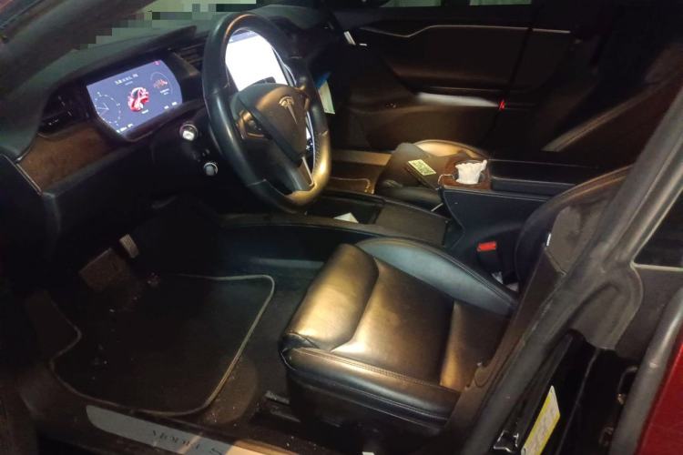 Used Tesla Model S 2019 Long-Range Version Left Front Seat