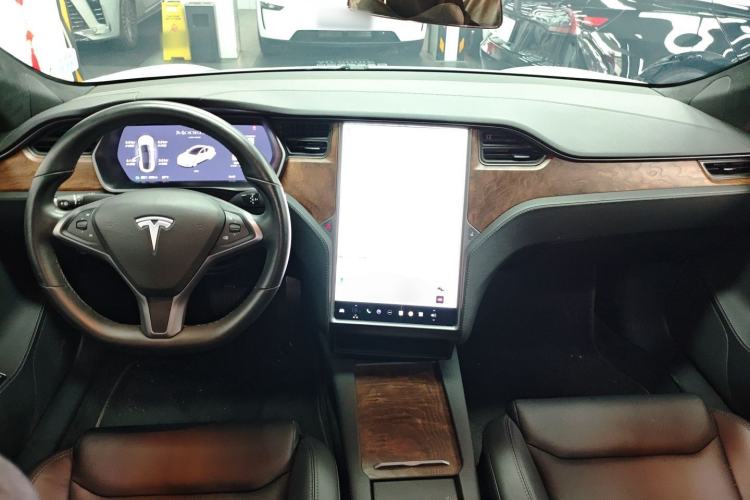 Used Tesla Model S 2019 Long-Range Version Center Console