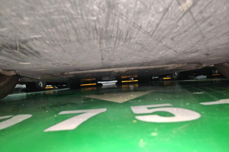 Used Tesla Model S 2019 Long-Range Version Chassis Front
