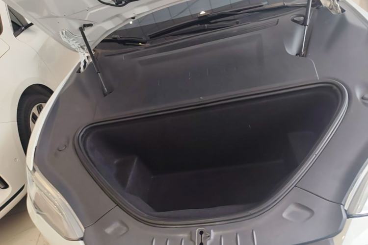 Used Tesla Model S 2019 Long-Range Version Engine Bay