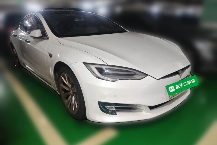 Used Tesla Model S 2019 Long-Range Version Front Right 45 Deg