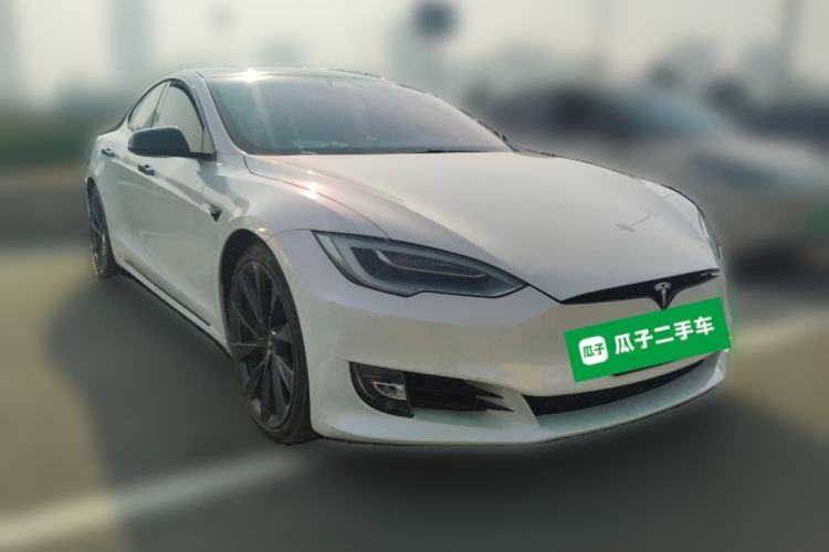 Used Tesla Model S 2019 Long-Range Version Front Right 45 Deg