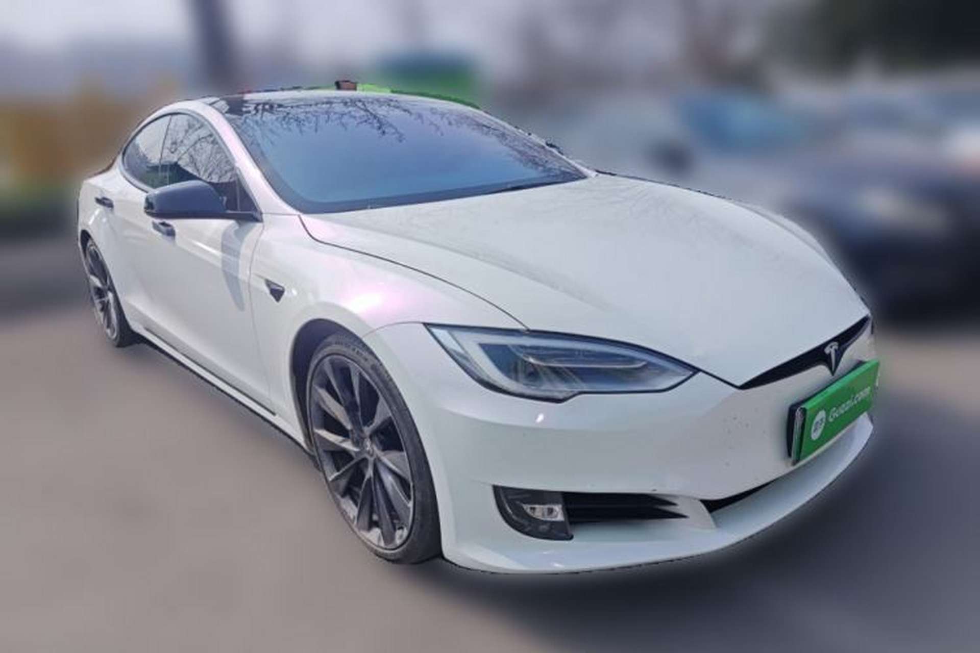 Used Tesla Model S 2019 Long-Range Version Front Right 45 Deg