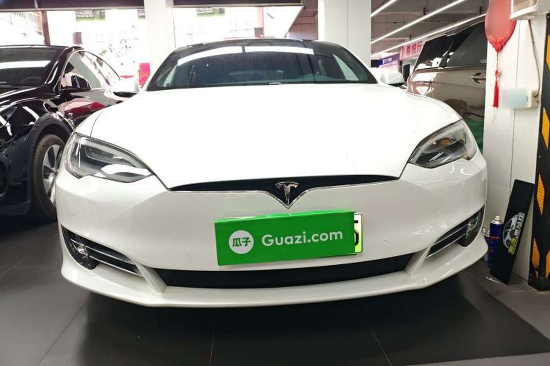 Used Tesla Model S 2019 Long-Range Version Front