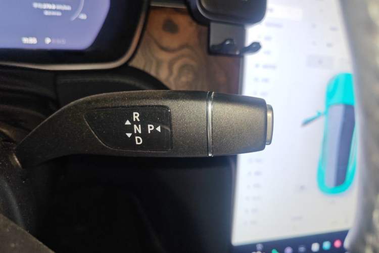 Used Tesla Model S 2019 Long-Range Version Gear Lever