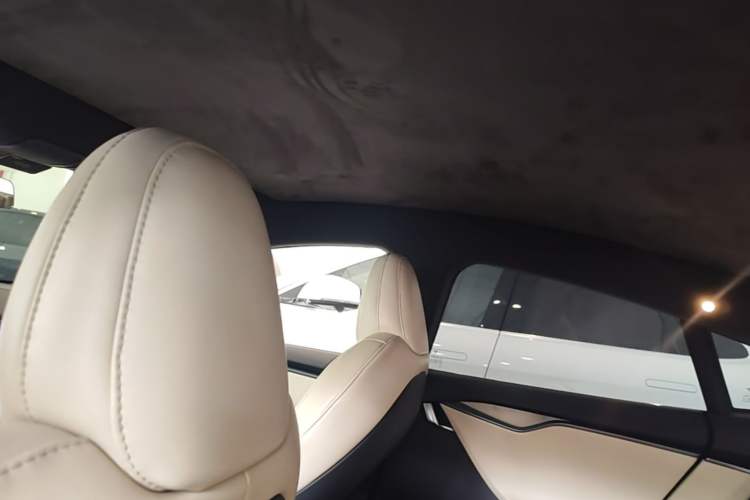 Used Tesla Model S 2019 Long-Range Version Headliner