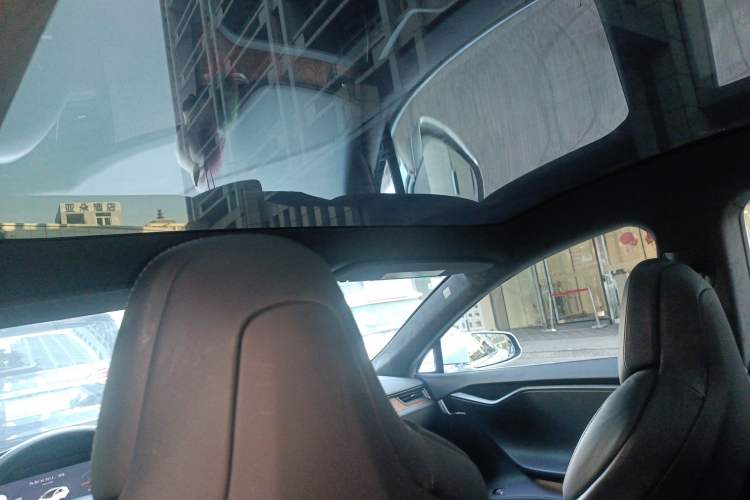Used Tesla Model S 2019 Long-Range Version Headliner