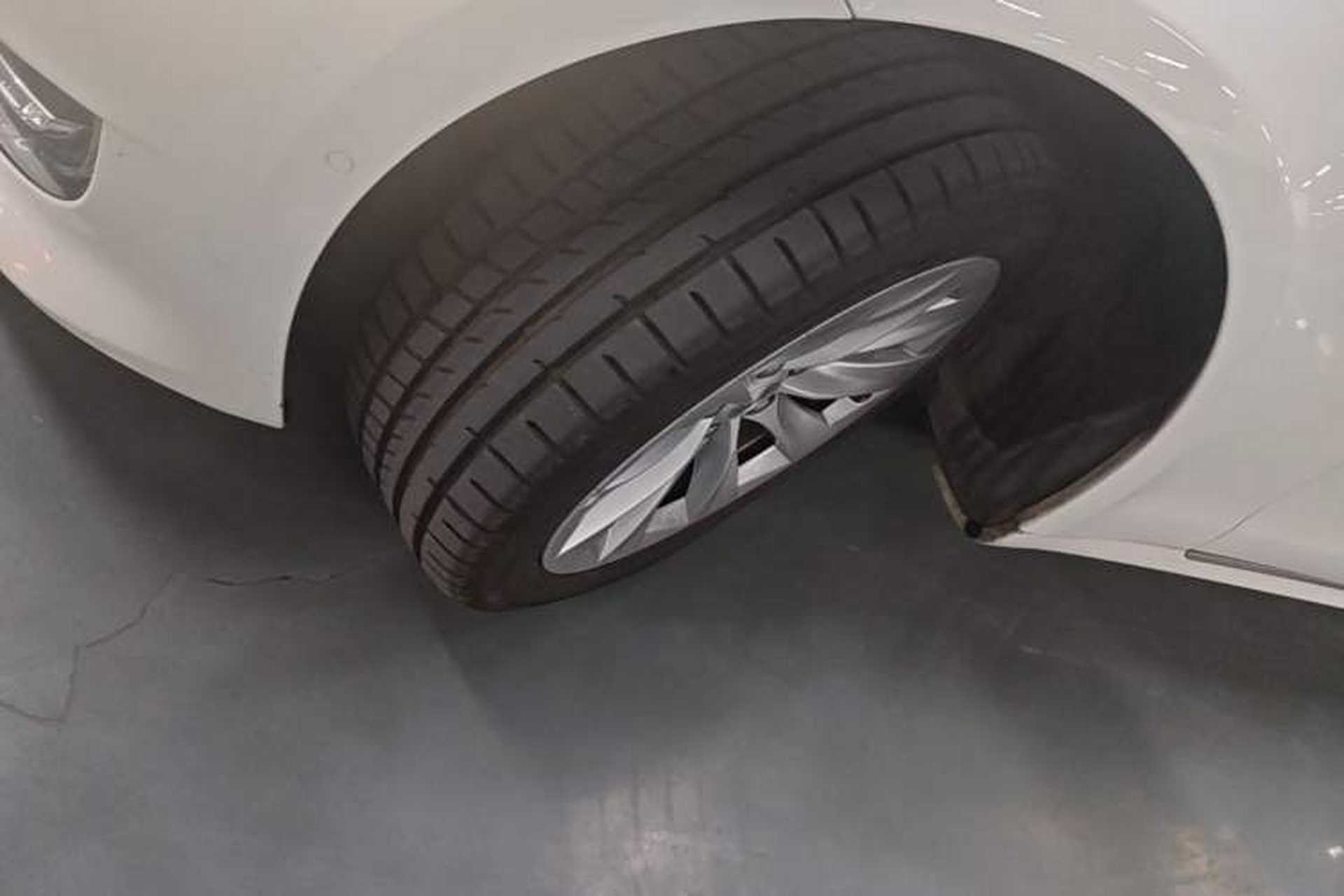 Used Tesla Model S 2019 Long-Range Version Left Front Wheel Hub