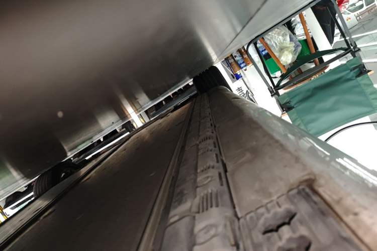 Used Tesla Model S 2019 Long-Range Version Left Side Sill