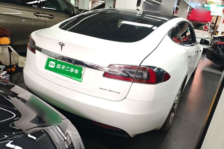 Used Tesla Model S 2019 Long-Range Version Rear Right 45 Deg