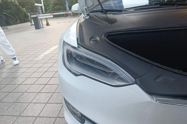 Used Tesla Model S 2019 Long-Range Version Right Front Headlight