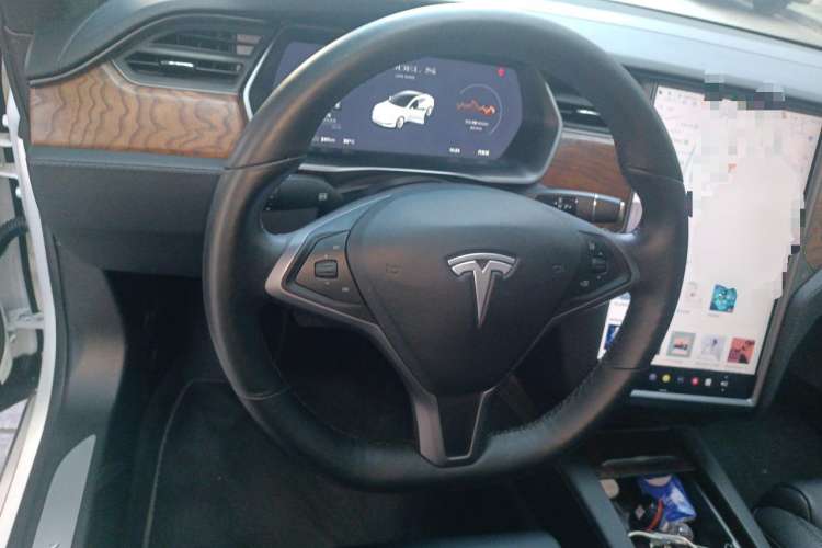 Used Tesla Model S 2019 Long-Range Version Steering Wheel