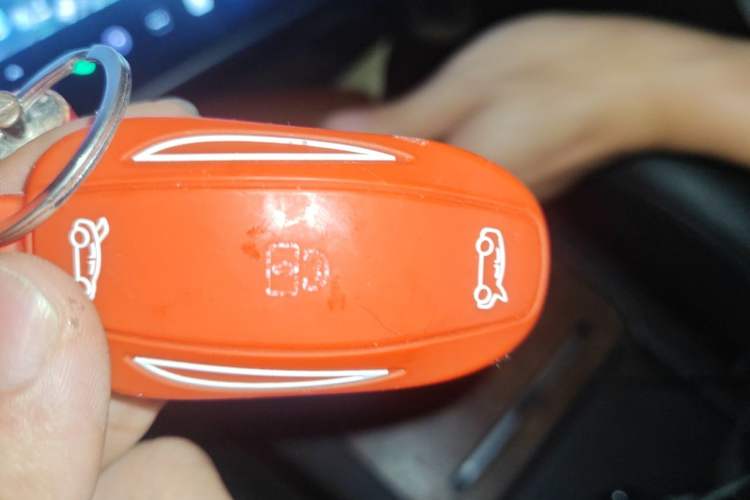 Used Tesla Model S 2019 Long-Range Version Vehicle Key
