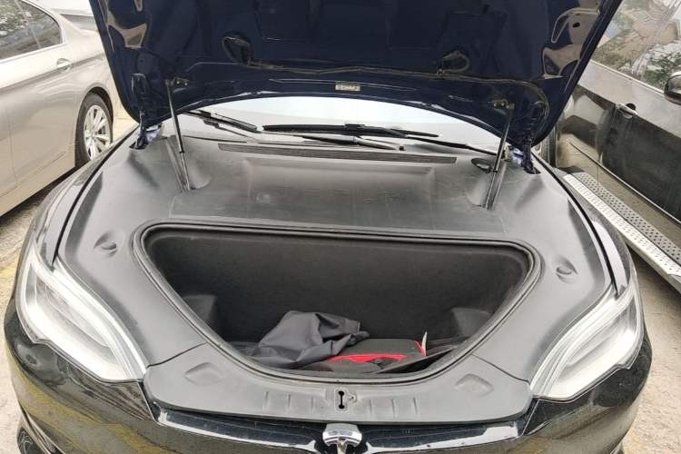 Used Tesla Model S 2020 Long-Range Upgrade Version Engine Bay