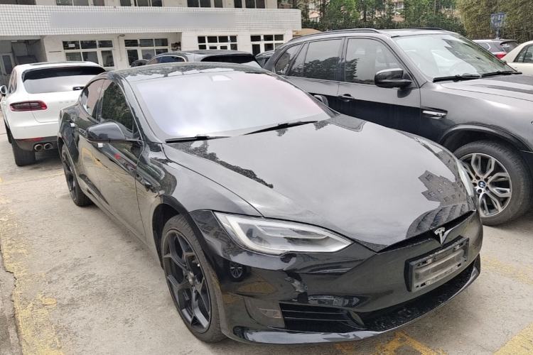 Used Tesla Model S 2020 Long-Range Upgrade Version Front Right 45 Deg