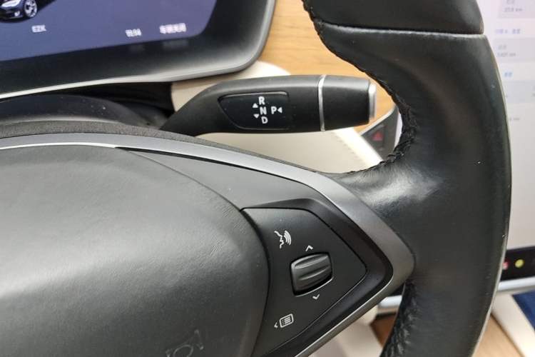 Used Tesla Model S 2020 Long-Range Upgrade Version Gear Lever