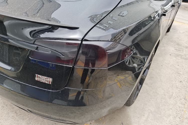 Used Tesla Model S 2020 Long-Range Upgrade Version Right Rear Taillight