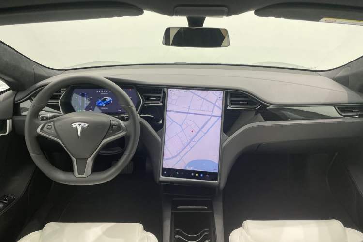 Used Tesla Model S 2020 Long-Range Upgrade Version Interior 1