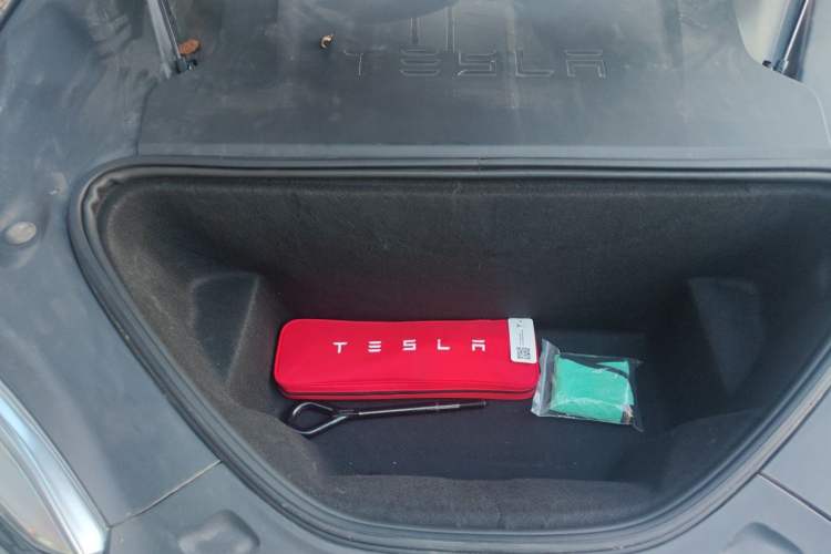 Used Tesla Model S 2020 Long-Range Upgrade Version Engine Bay