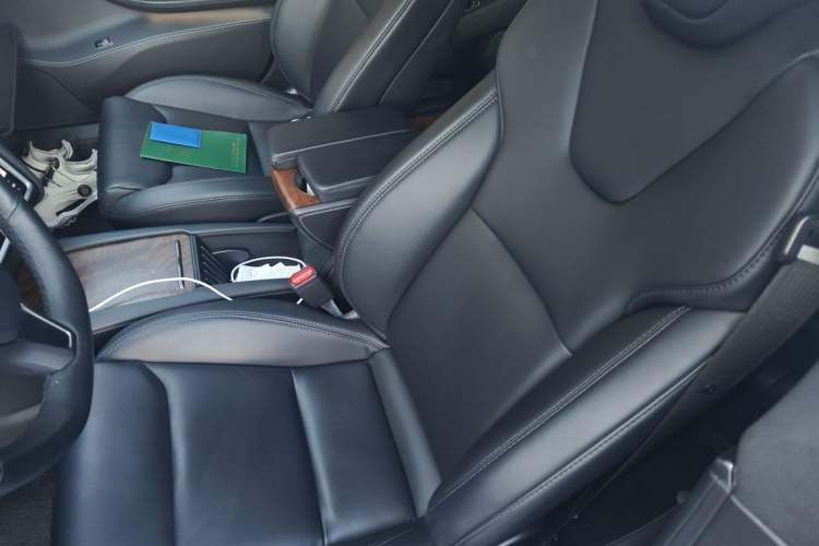 Used Tesla Model S 2020 Long-Range Upgrade Version Left Front Seat