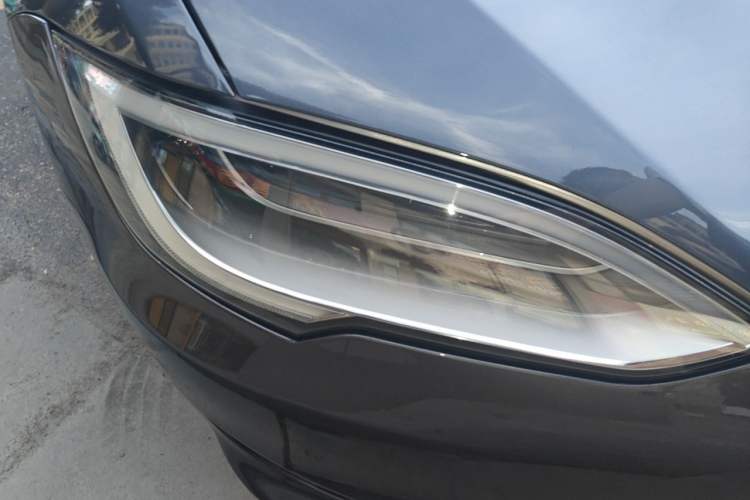 Used Tesla Model S 2020 Long-Range Upgrade Version Right Front Headlight