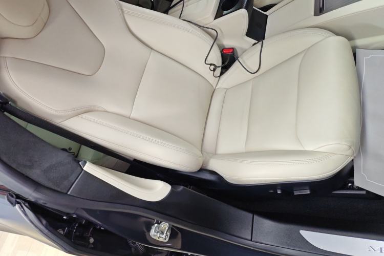 Used Tesla Model S 2020 Performance High-Performance Edition Right Front Seat