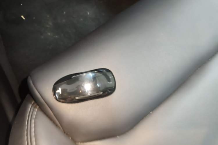 Used Tesla Model S 2020 Long-Range Upgrade Version Vehicle Key