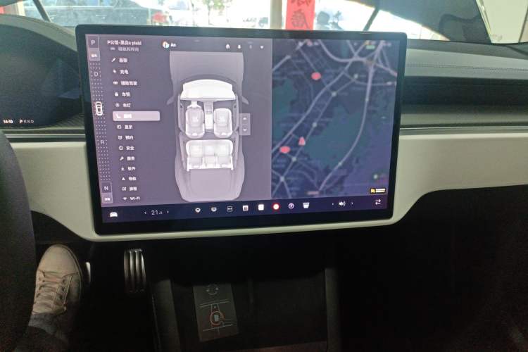 Used Tesla Model S 2023 Three-Motor All-Wheel-Drive Plaid Version Audio And AC Panel