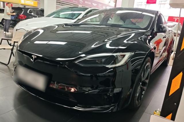 Used Tesla Model S 2023 Three-Motor All-Wheel-Drive Plaid Version