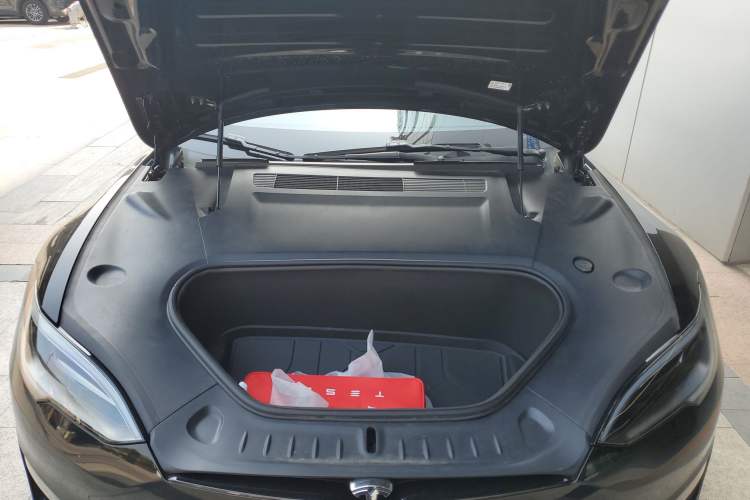 Used Tesla Model S 2023 Dual-Motor All-Wheel-Drive Version Engine Bay