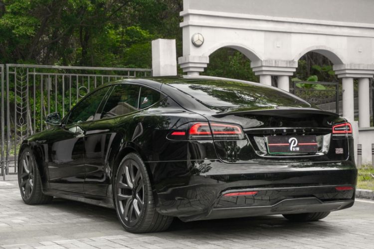 Used Tesla Model S 2023 Three-Motor All-Wheel-Drive Plaid Version Exterior 3