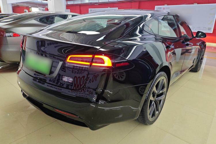 Used Tesla Model S 2023 Three-Motor All-Wheel-Drive Plaid Version Exterior 5