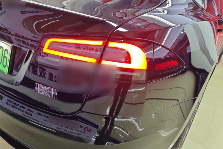 Used Tesla Model S 2023 Three-Motor All-Wheel-Drive Plaid Version Exterior 6